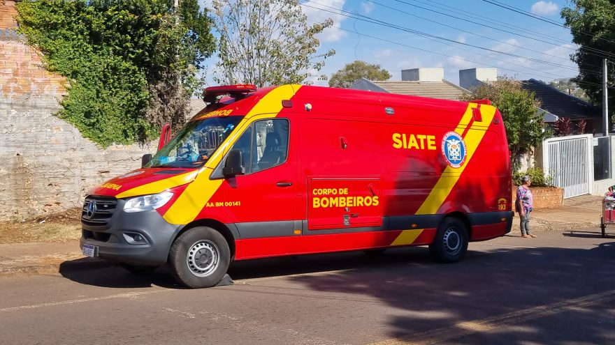 Idosa é atacada por cachorro em Cascavel e encaminhada ao hospital