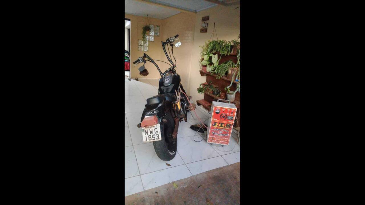 Foi perdido uma placa de moto no bairro Universitário