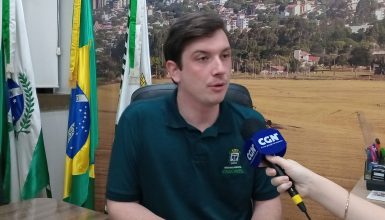Imagem referente a Prefeito mais jovem da história de Cascavel: Mecabô conta como estão sendo os dias à frente do Município
