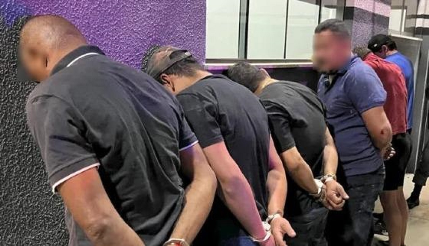 Facção invade casa, tortura família e sequestra bebê de 28 dias