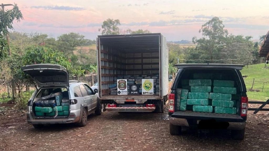 Mais de quatro toneladas de maconha são apreendidas em Santa Helena no Paraná