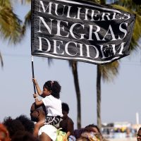 Imagem referente a Mulheres negras promovem ato político por justiça social em Copacabana