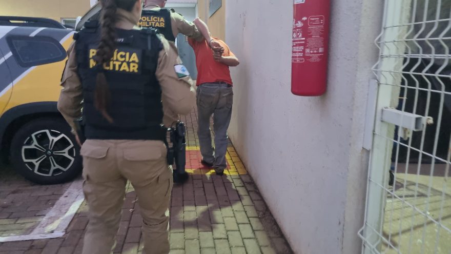 Homem de 68 anos é preso após ameaçar a esposa no Bairro Alto Alegre