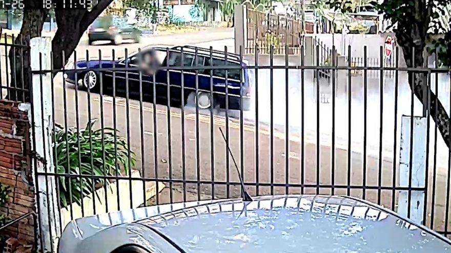 Perigoso! Motorista faz “zerinho” em cruzamento de Cascavel e assusta moradores