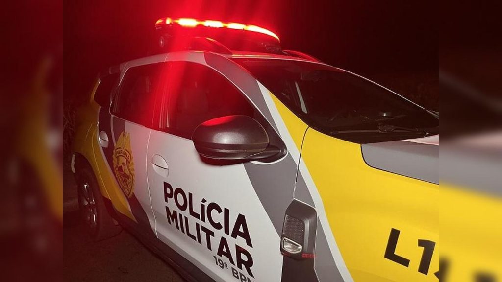 Mulher procura ajuda em lanchonete após sofrer ameaças do marido Mulher procura ajuda em lanchonete após sofrer ameaças do marido