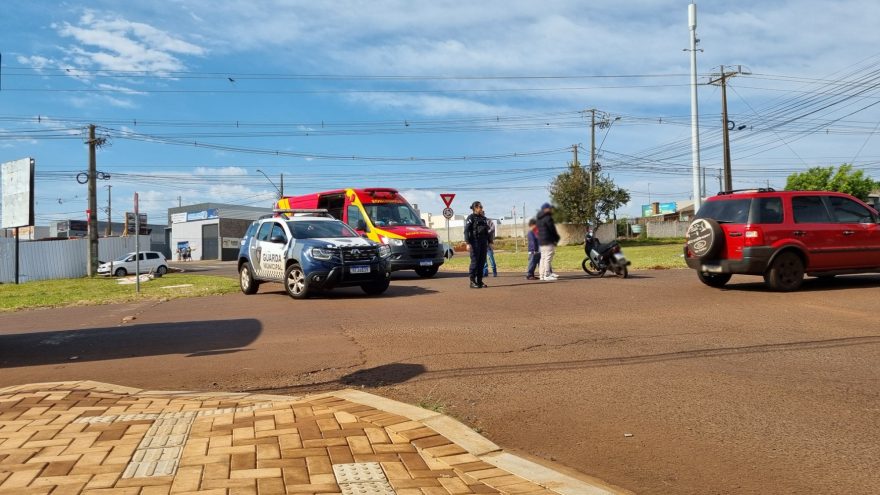 Mulher fica ferida em acidente no Floresta