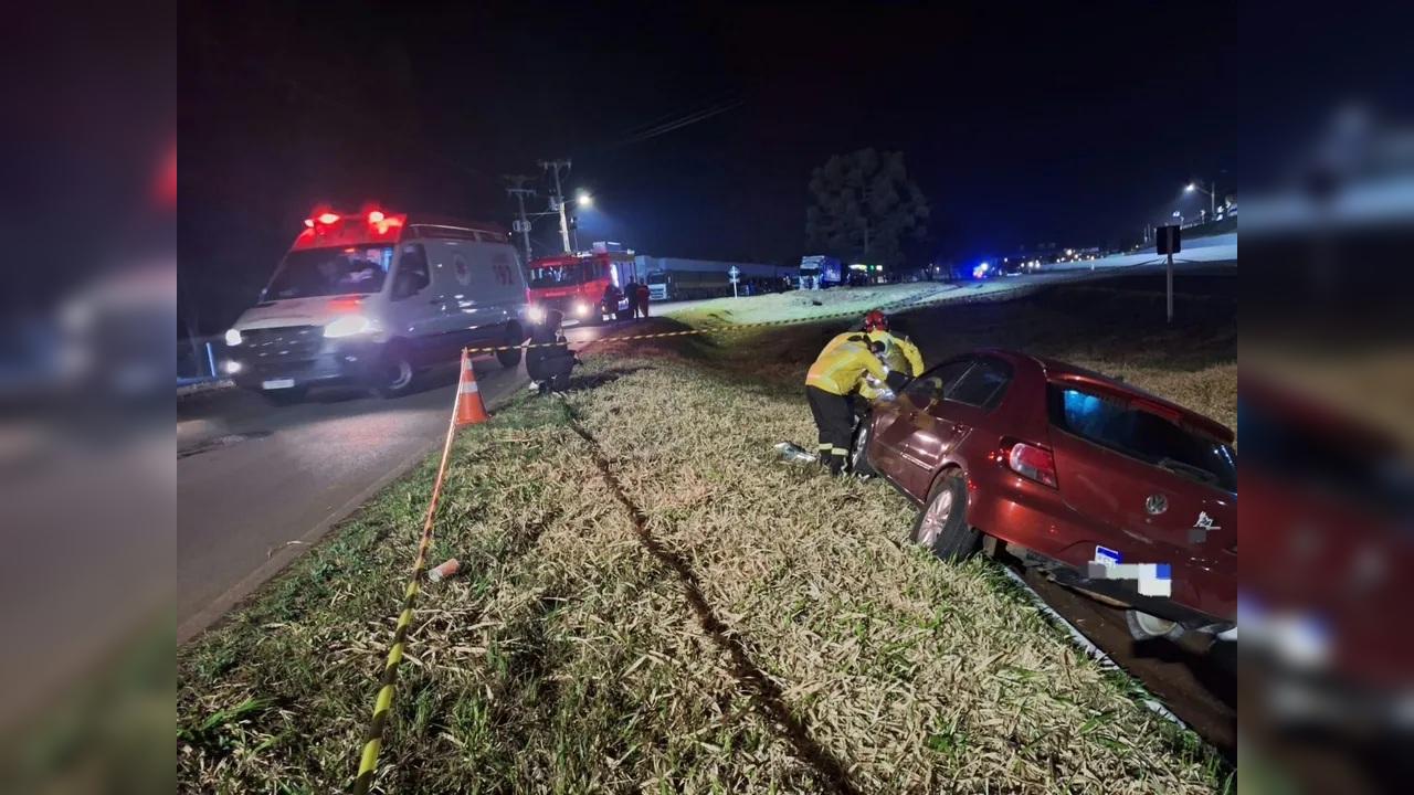 Acidente brutal: vítima despedaçada após ser atingida por Gol Acidente brutal: vítima despedaçada após ser atingida por Gol