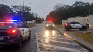 Marido preso por violência doméstica mordeu e agarrou a esposa pelo pescoço, revela GM