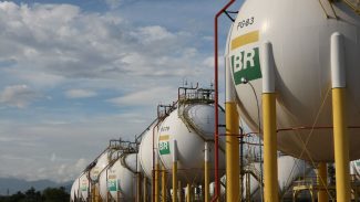 Petrobras reduz em 14% preço do gás natural para distribuidoras