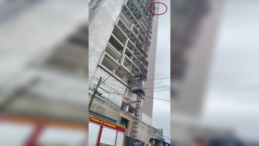 Grande efetivo do Corpo de Bombeiros com alvo em topo de edifício deixa curiosos eufóricos em Cascavel