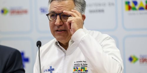 Planos de saúde poderão abater dívidas ao atender pacientes do SUS Imagem referente a Planos de saúde poderão abater dívidas ao atender pacientes do SUS