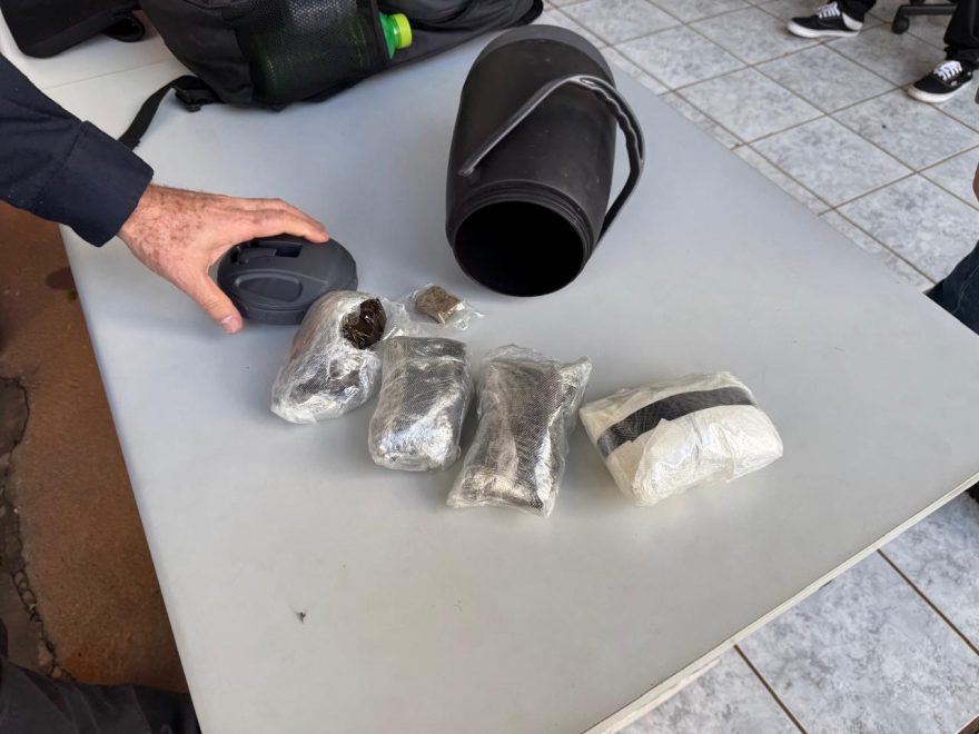 Receita Federal encontra um quilo de haxixe em carro de app na BR-369 em Cascavel