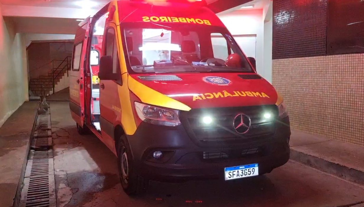 Criança é atacada por cachorro e socorrida pelo Siate no Bairro XIV de Novembro