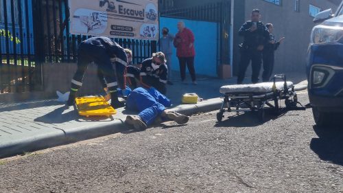 Homem sofre crise convulsiva e é socorrido pela Guarda Municipal e Samu no Pioneiros Catarinenses Imagem referente a Homem sofre crise convulsiva e é socorrido pela Guarda Municipal e Samu no Pioneiros Catarinenses