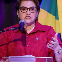 Imagem referente a Ministra destaca papel de prefeitos no combate à violência de gênero