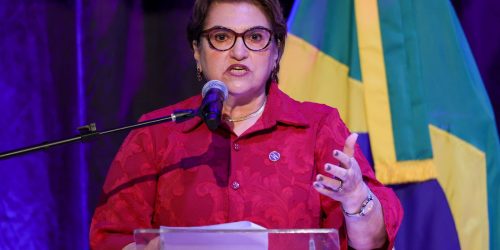 Imagem referente a Ministra destaca papel de prefeitos no combate à violência de gênero