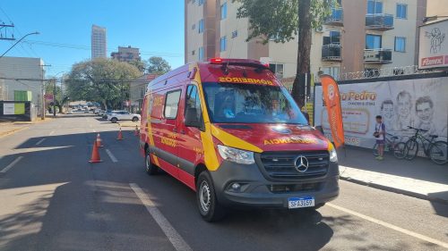 Menino de 12 anos fica ferido após cair de bicicleta no Centro de Cascavel Imagem referente a Menino de 12 anos fica ferido após cair de bicicleta no Centro de Cascavel