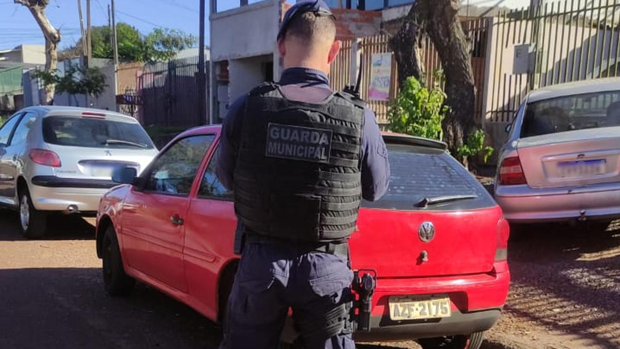 Guarda Municipal recupera veículo furtado poucas horas após crime Guarda Municipal recupera veículo furtado poucas horas após crime