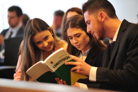 Imagem referente a Projeto inédito de “Vivência legislativa” para jovens universitários