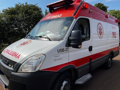 Mulher é agredida com facadas e homem tem dedos decepados durante ataque de facção Imagem referente a Mulher é agredida com facadas e homem tem dedos decepados durante ataque de facção