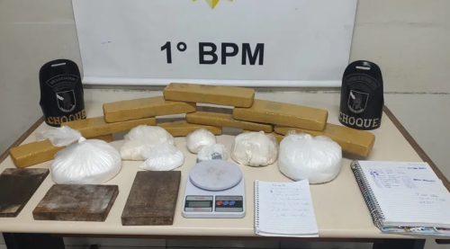 Cocaína, maconha e ecstasy: Choque prende homem e desmantela “laboratório do tráfico” Imagem referente a Cocaína, maconha e ecstasy: Choque prende homem e desmantela “laboratório do tráfico”