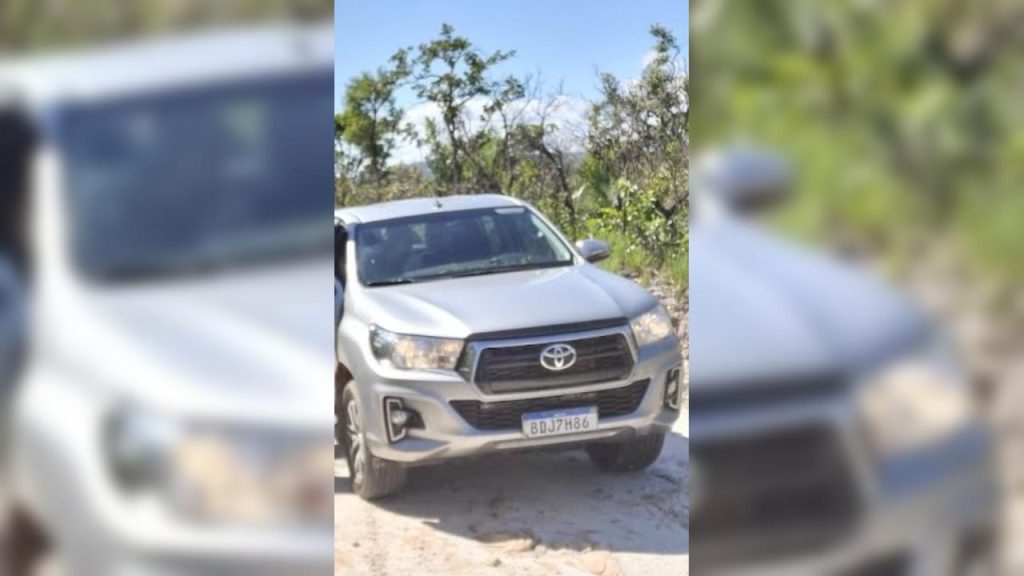 Caminhonete Hilux é furtada na Rua General Osório, no Bairro Parque São Paulo
