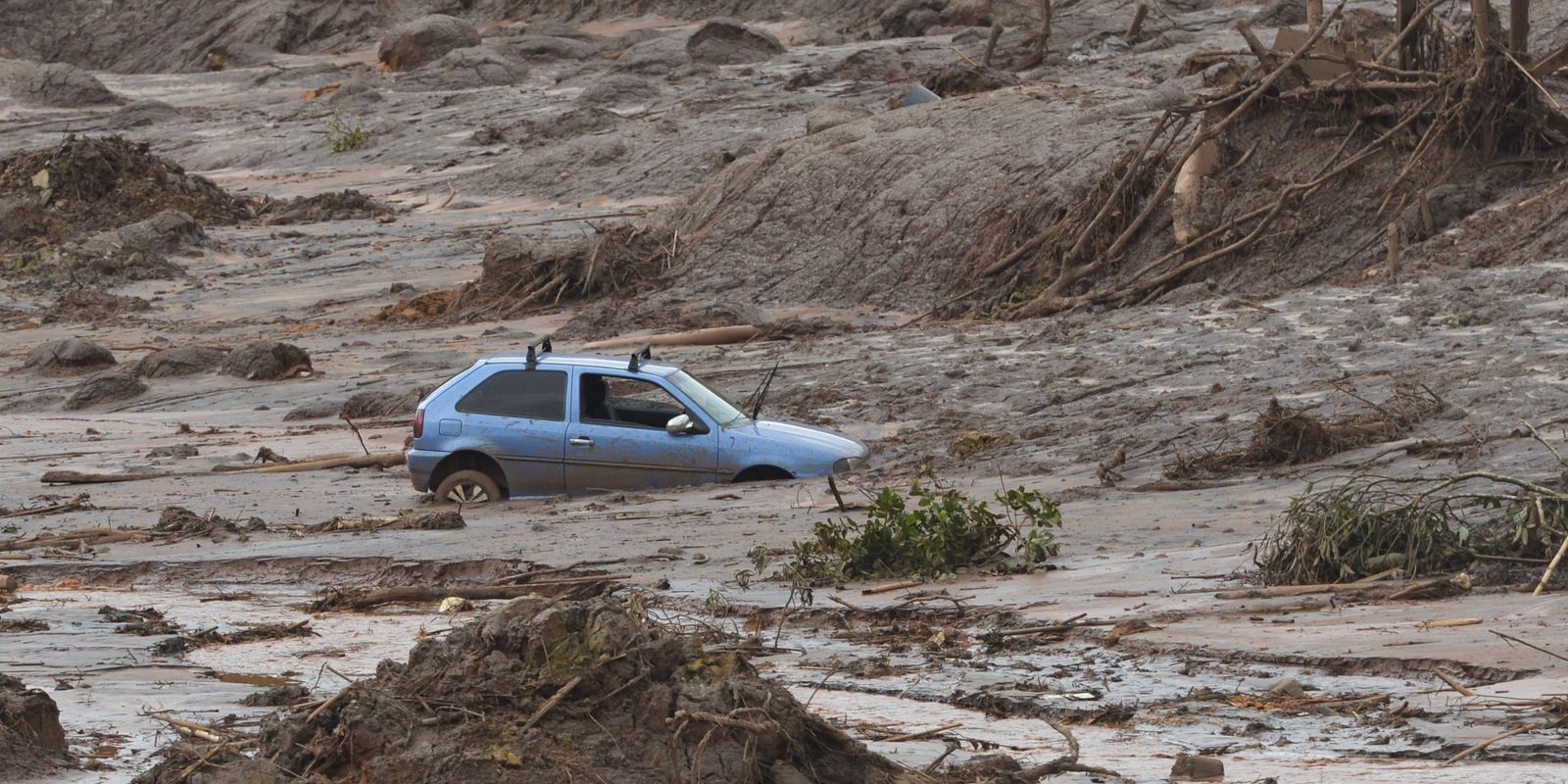 Samarco reabre programa indenizatório para vítimas de Mariana