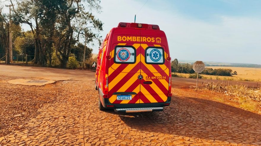 Por suposta dívida de R$ 20, jovem é agredido e abandonado na PR-180 em Cascavel