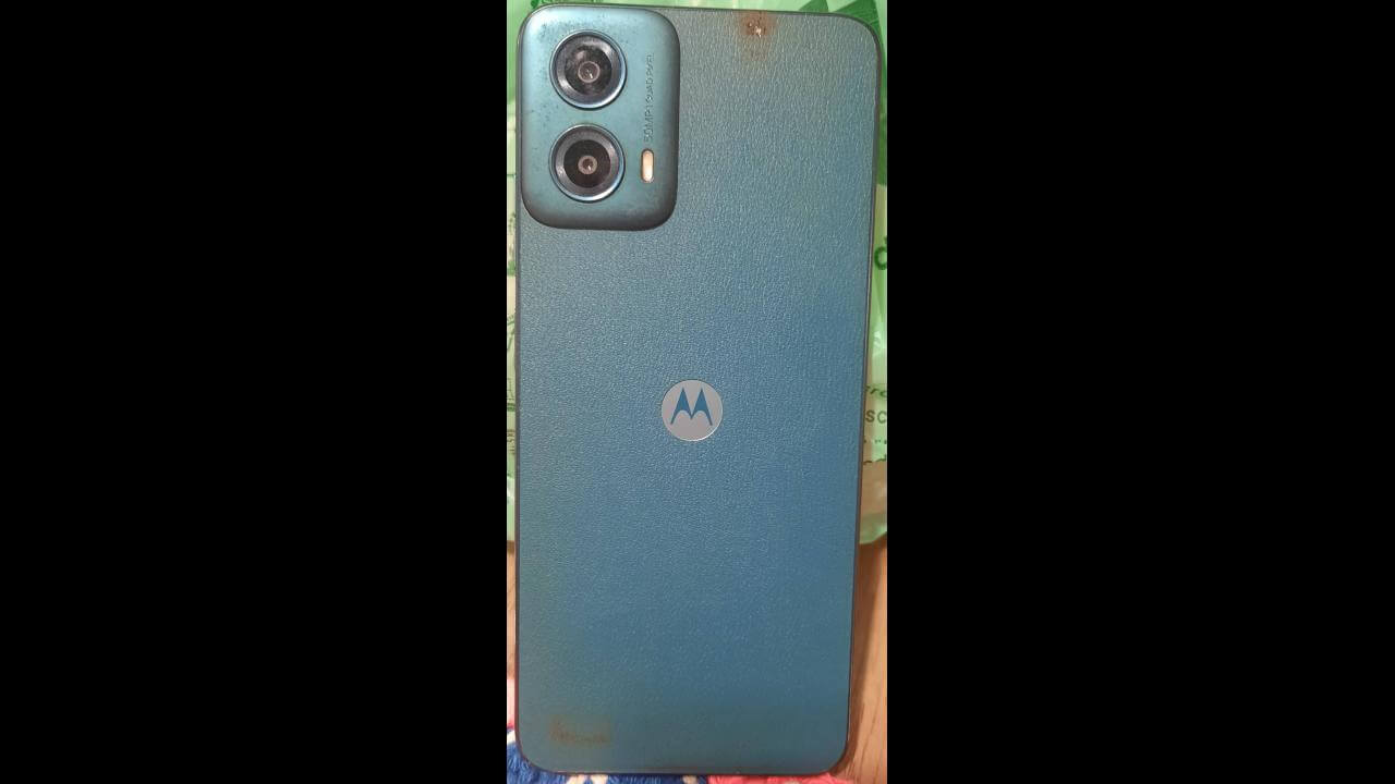 Foi achado celular da marca Motorola no bairro Cataratas
