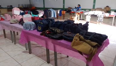 Imagem referente a Quando a solidariedade veste a comunidade: bazar no Bairro Periolo oferece mais que roupas