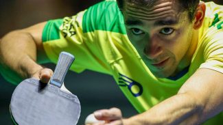 Hugo Calderano pega alemão Benedikt Duda na final em Foz do Iguaçu