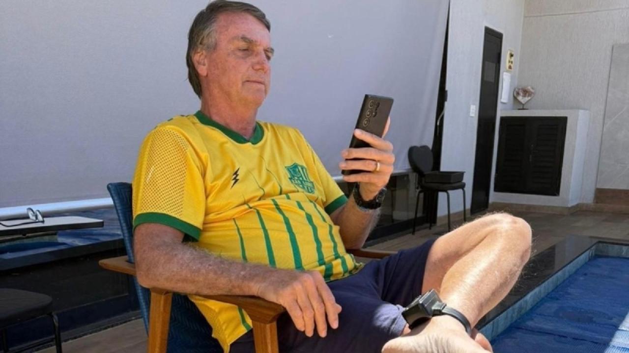 Bolsonaro não comparece presencialmente ao STF no primeiro dia de julgamento Bolsonaro não comparece presencialmente ao STF no primeiro dia de julgamento