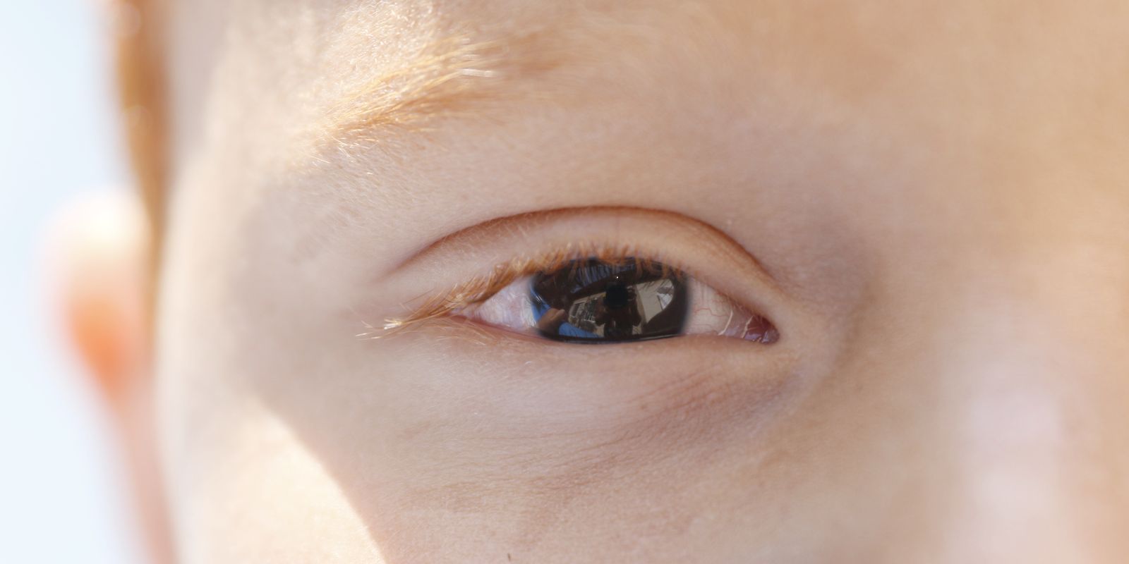 Cartilha sobre saúde ocular na infância orienta pais e professores Cartilha sobre saúde ocular na infância orienta pais e professores