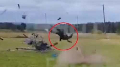 Idoso de 88 anos morre após explosão de helicóptero caseiro durante tentativa de decolagem Idoso de 88 anos morre após explosão de helicóptero caseiro durante tentativa de decolagem