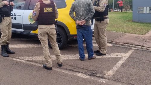 Caminhoneiro envolvido em acidente fatal no Bairro Santa Cruz faz teste do bafômetro e resultado nega presença de álcool Imagem referente a Caminhoneiro envolvido em acidente fatal no Bairro Santa Cruz faz teste do bafômetro e resultado nega presença de álcool