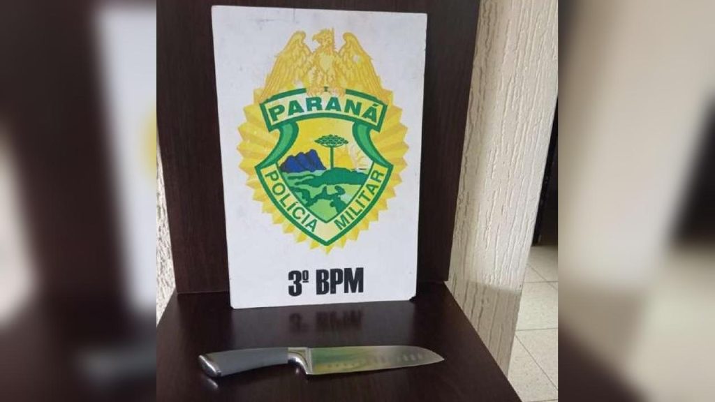 Menina de 14 anos leva faca para escola e é apreendida após ameaçar colegas