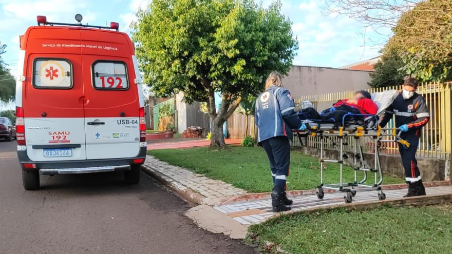 Idosa é socorrida pelo Samu após queda de plano elevado no bairro Morumbi