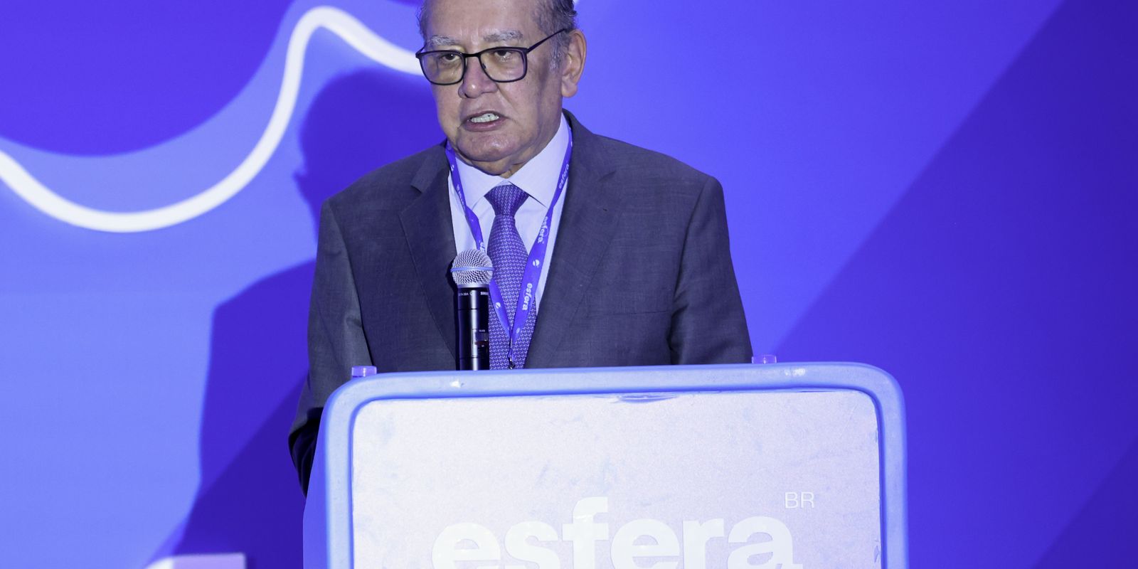 “Nenhum desconforto”, diz Mendes sobre prisão domiciliar de Bolsonaro “Nenhum desconforto”, diz Mendes sobre prisão domiciliar de Bolsonaro