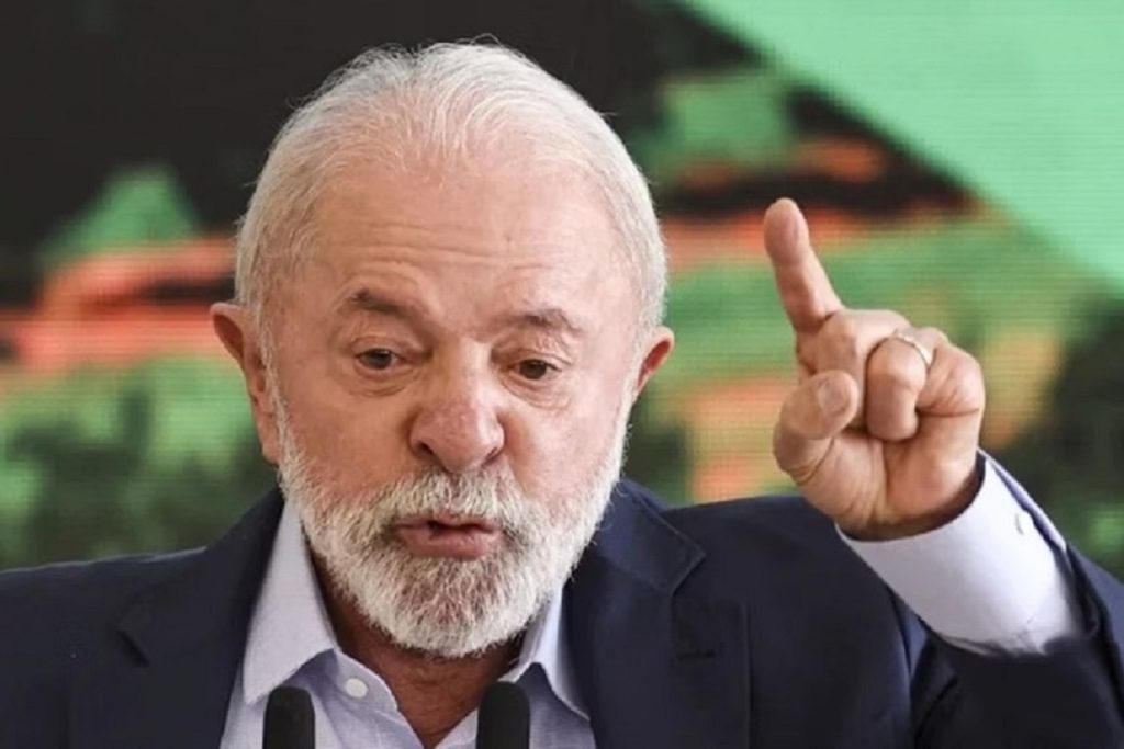 Lula afirma: “Não vou me humilhar”, sobre possível conversa com Trump