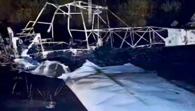 Imagem referente a Avião cai e piloto morre perto de aeroporto particular