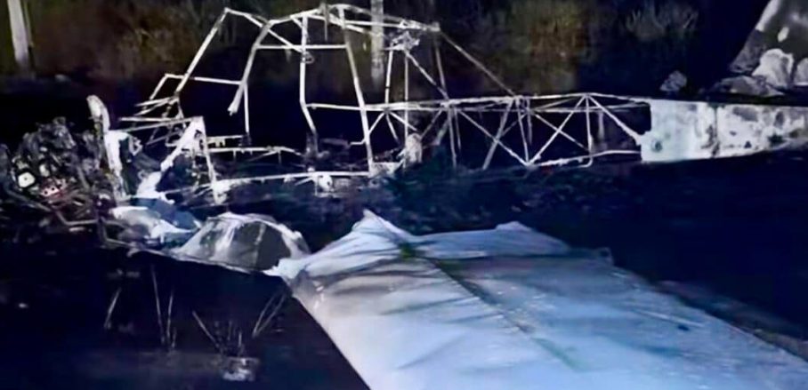 Avião cai e piloto morre perto de aeroporto particular