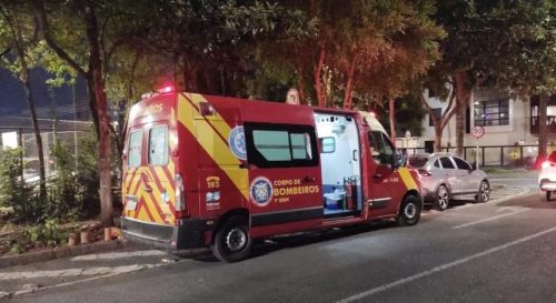 Motorista “lutador” espanca jovem após briga de trânsito em Curitiba