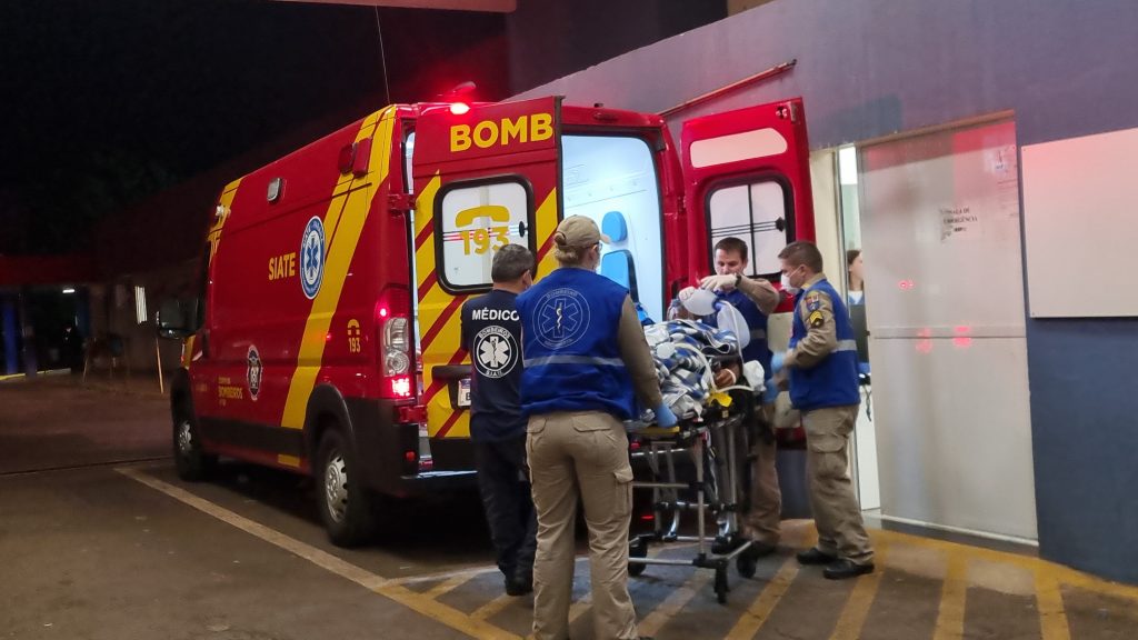 Em estado grave, motociclista dá entrada no Hospital Universitário