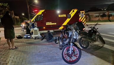 Imagem referente a Dois homens ficam feridos após colisão entre motos no Bairro Santo Onofre