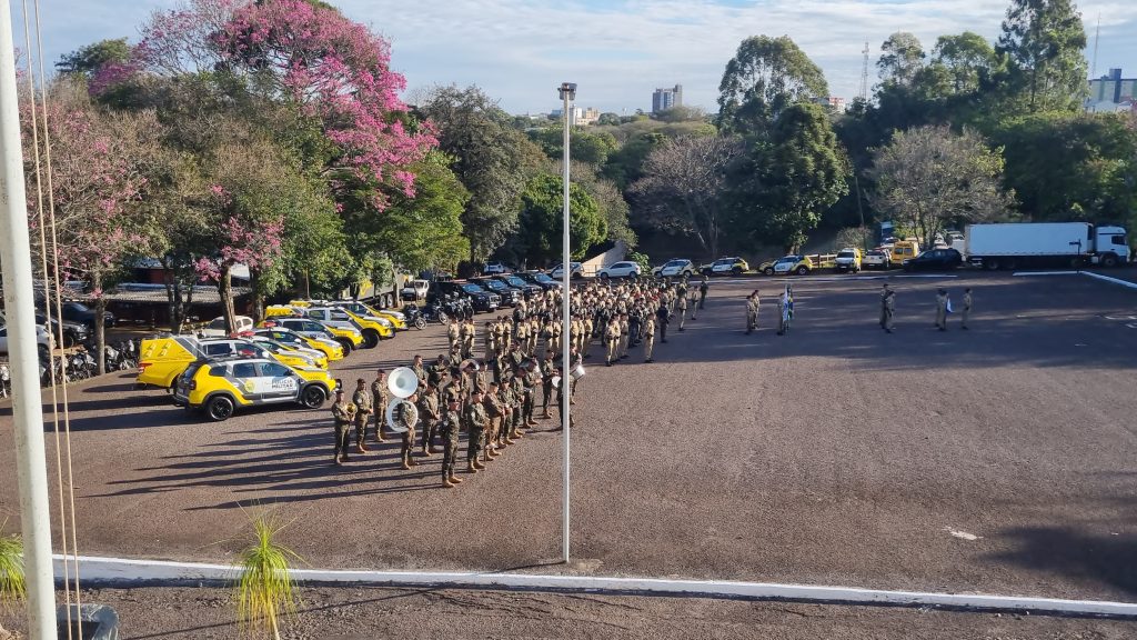 PMPR celebra 171 anos com solenidade e formatura de sargentos em Cascavel
