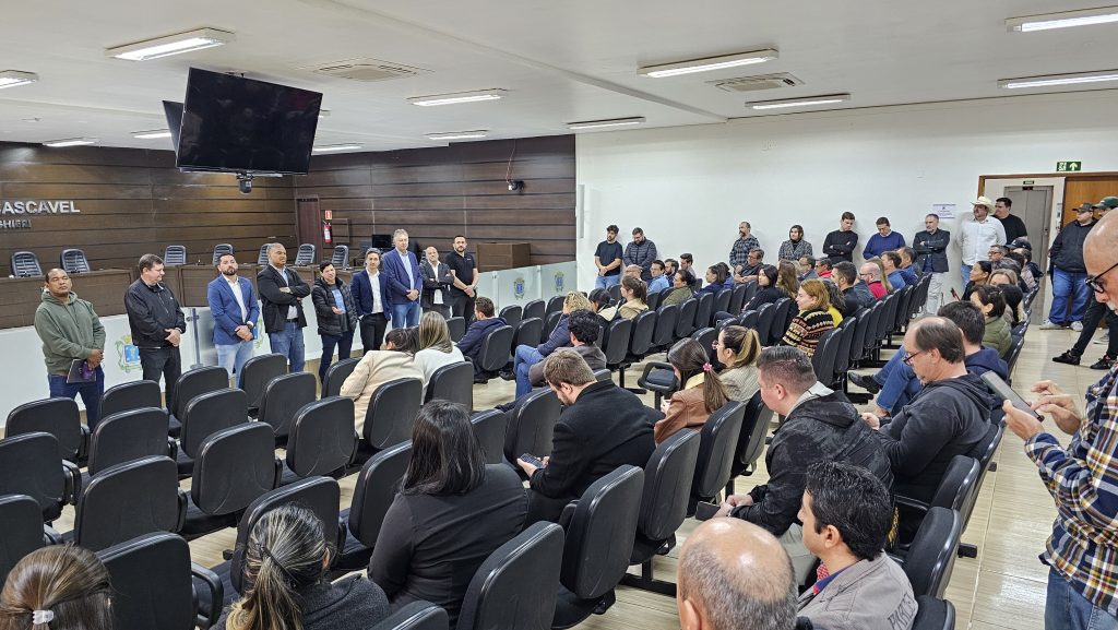 Câmara Municipal propõe auxílio-alimentação de R$ 484 para servidores