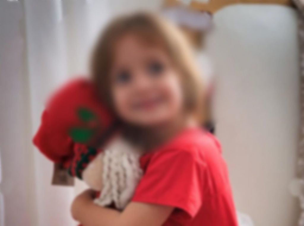 Brinquedoteca fatal: Menina morre esmagada por penteadeira durante sua festa de aniversário
