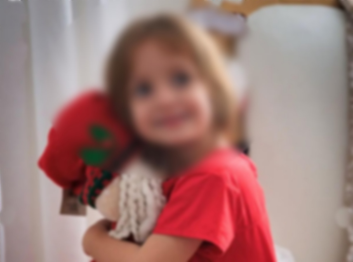 Brinquedoteca fatal: Menina morre esmagada por penteadeira durante sua festa de aniversário