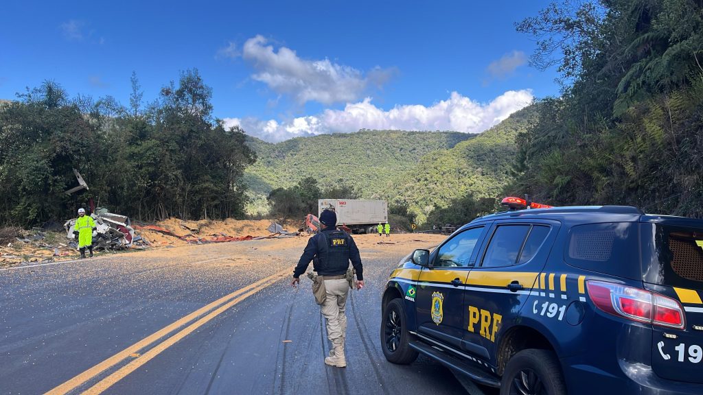 PRF detalha grave acidente que terminou com duas mortes e cenário devastador