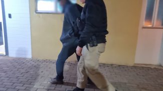 Homem é brutalmente assassinado com dez facadas e suspeito é preso na Vila Tolentino Homem é brutalmente assassinado com dez facadas e suspeito é preso na Vila Tolentino